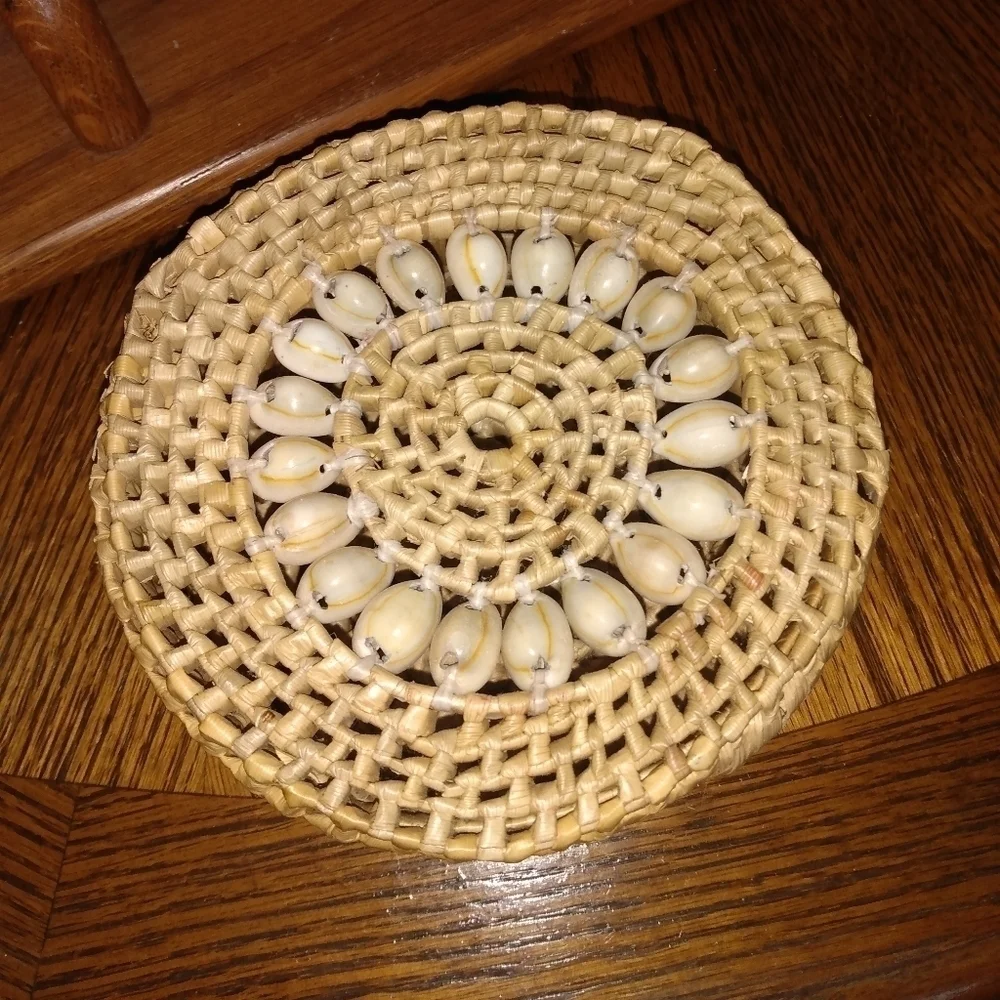 Vintage Wicker & Shells Box With Lid
